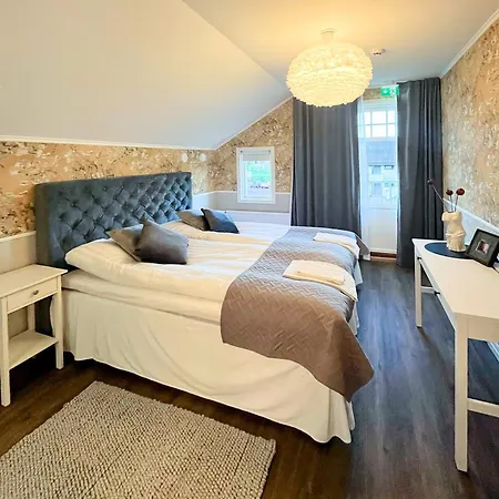 Strandnaes Gard ヴィラ *