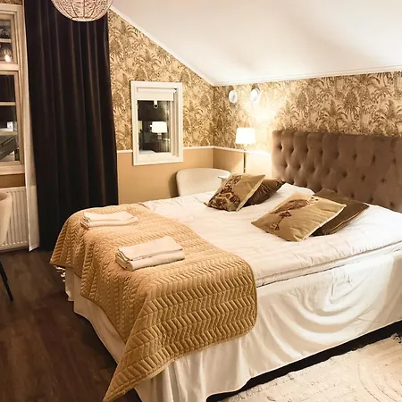 Strandnaes Gard Villa